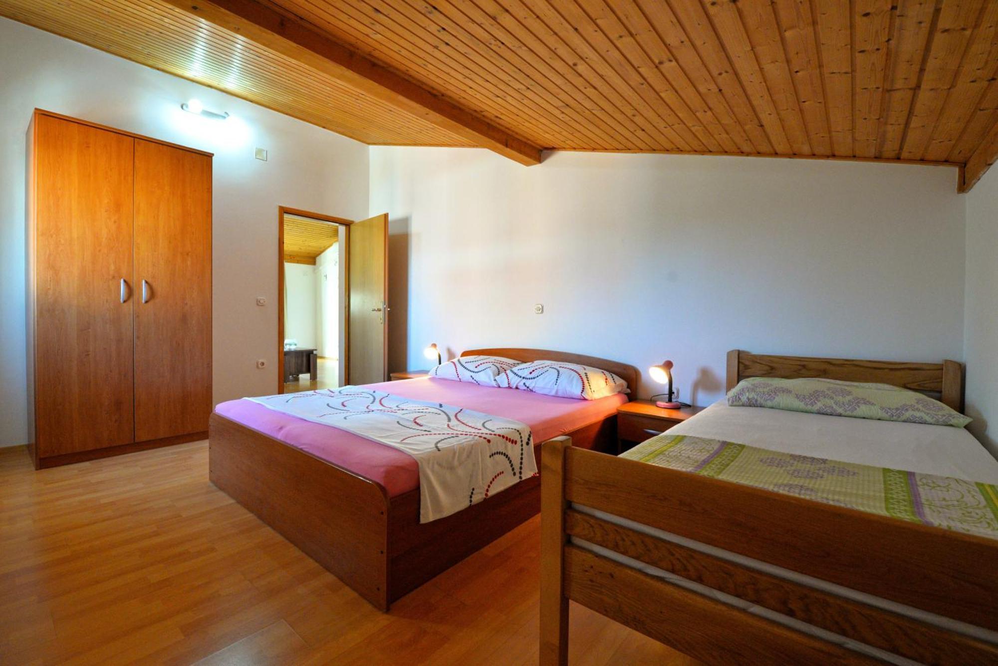 Apartments Goranka Murter Luaran gambar