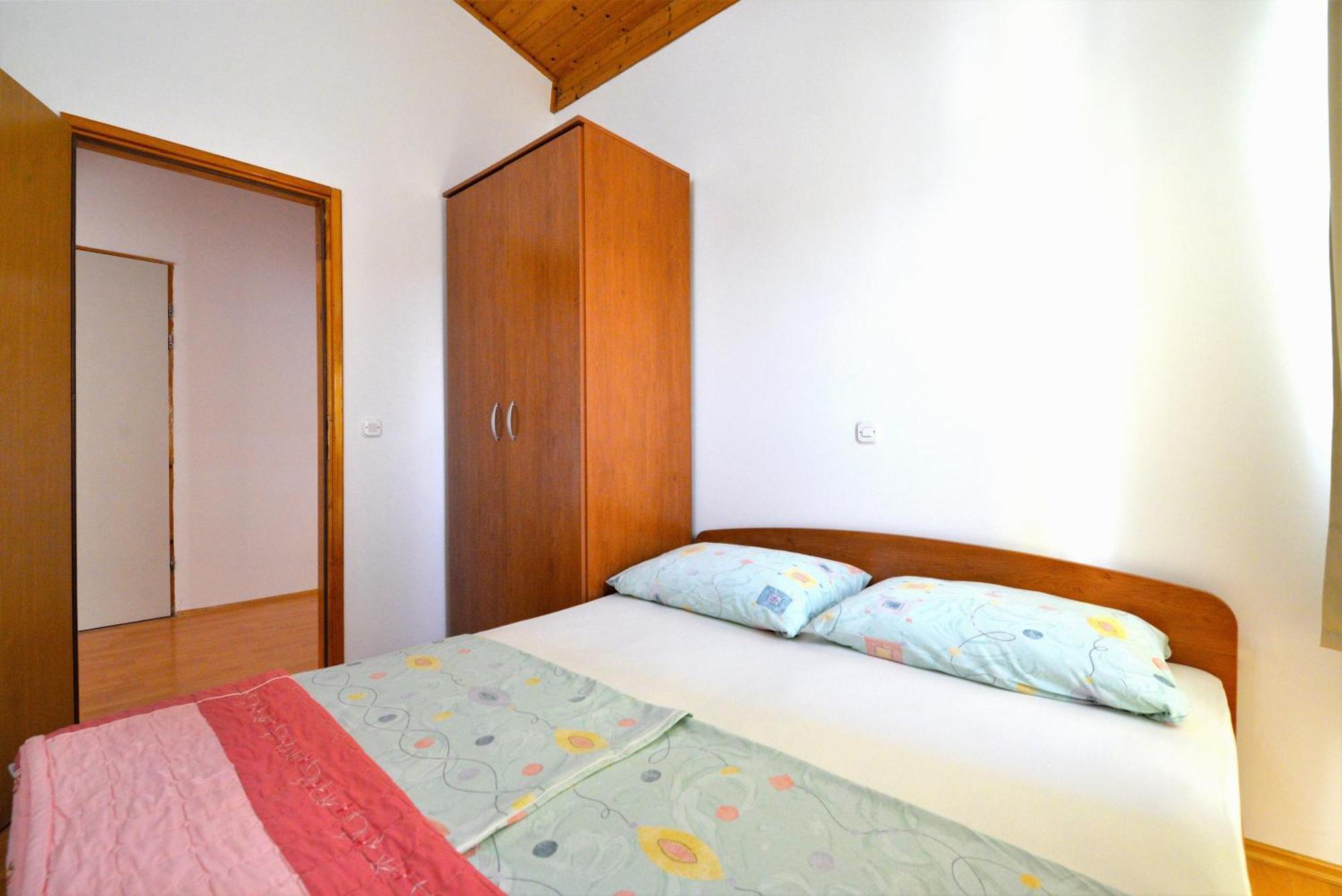 Apartments Goranka Murter Luaran gambar
