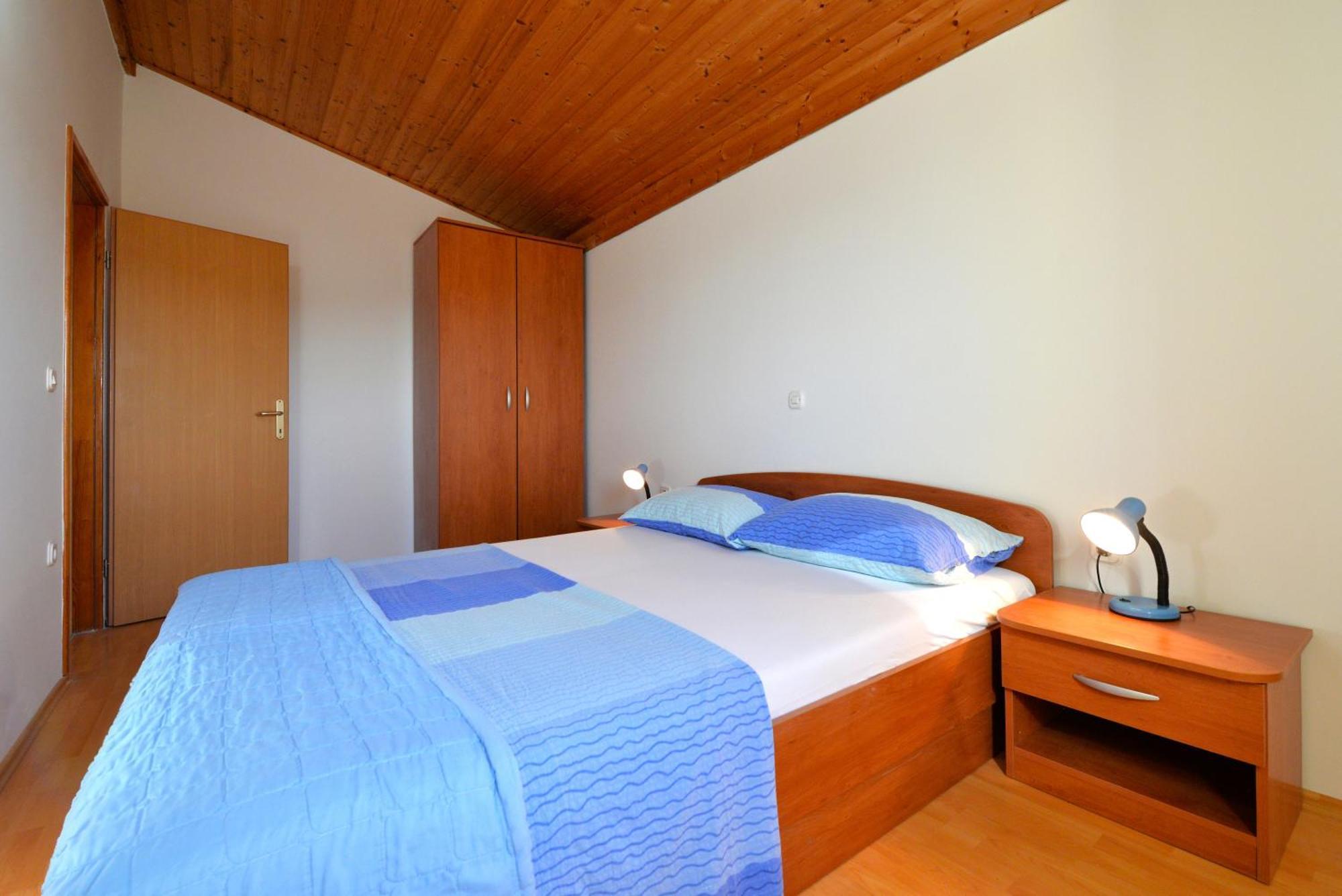 Apartments Goranka Murter Luaran gambar