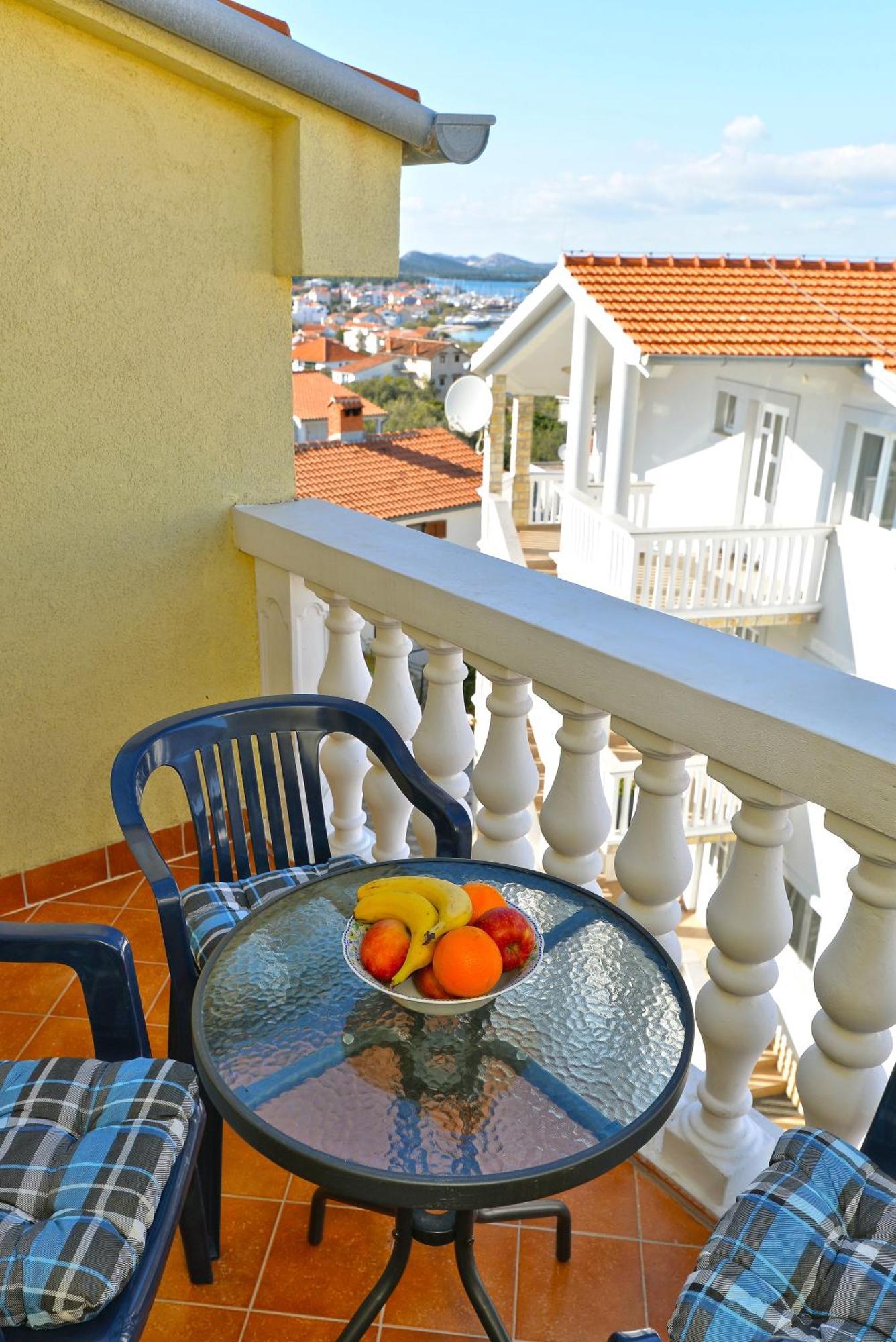 Apartments Goranka Murter Luaran gambar