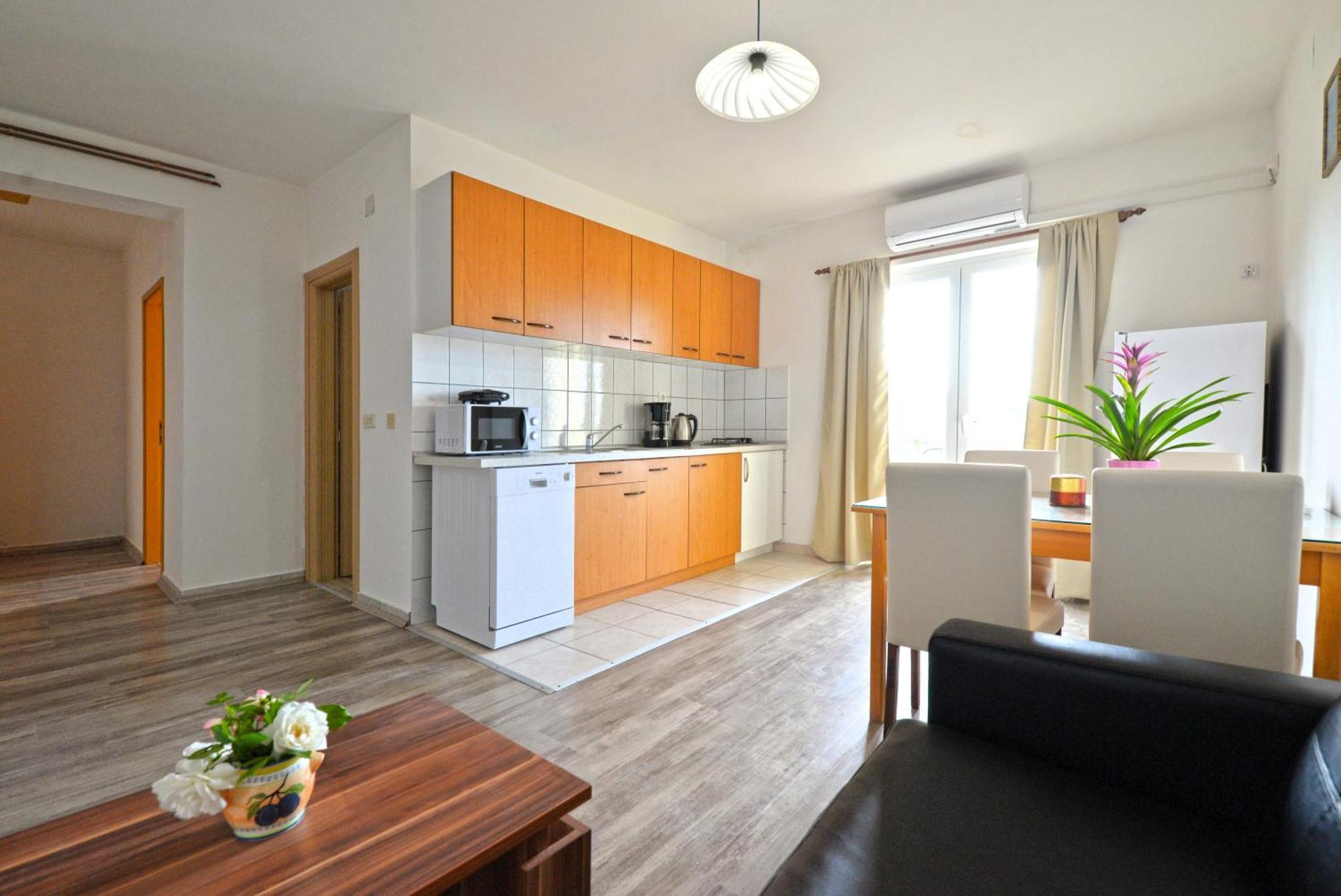 Apartments Goranka Murter Luaran gambar