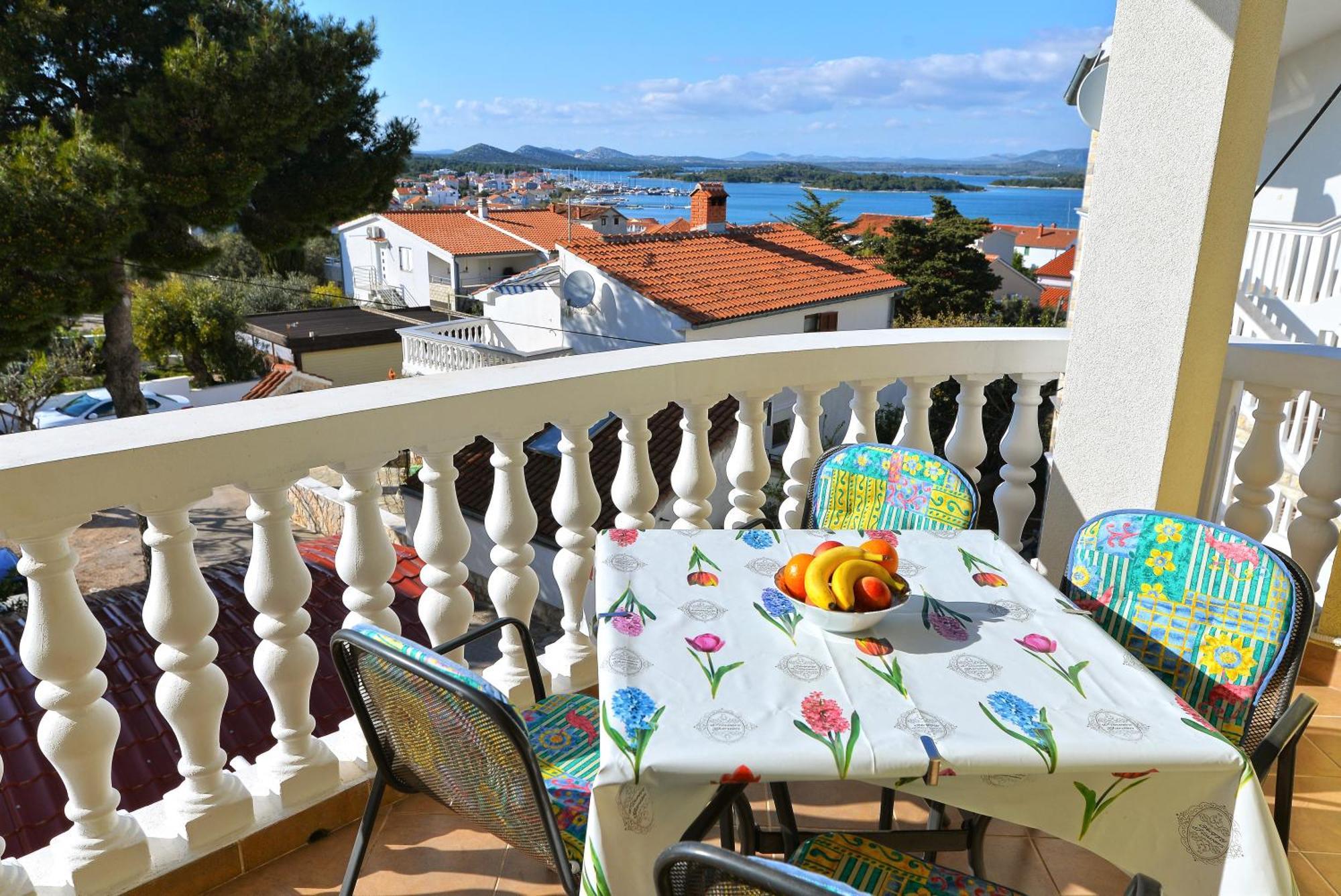Apartments Goranka Murter Luaran gambar